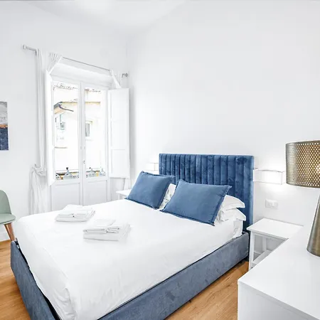 Apartment Four Seasons 50 M From Duomo *